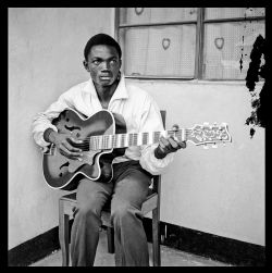 Franco Luambo.jpg